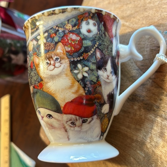 Christmas Holiday Kitty Cat Mug Cup in Hat Style Gift Box New Never Used Vintage - Picture 9 of 14